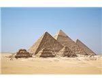 800px-All Gizah Pyramids