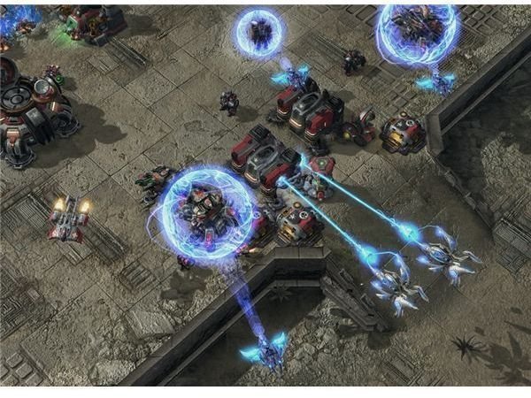 Basic Guide to Starcraft 2 Phoenix: How to Use the Protoss Phoenix in SC2 Multiplayer