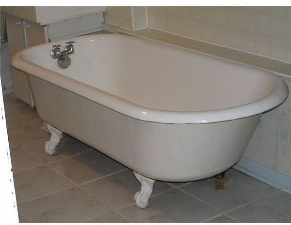 800px-Clawfoot bathtub