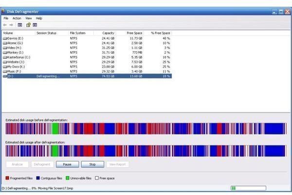 Using Disk Defragmenter