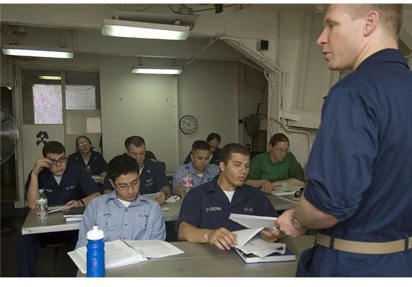800px-US Navy 070809-N-5387K-003 he Ship&rsquo;s Psychologist, Lt. Justin D&rsquo;Arienzo teaches a psychology class aboard the USS Kitty Hawk (CV 63)