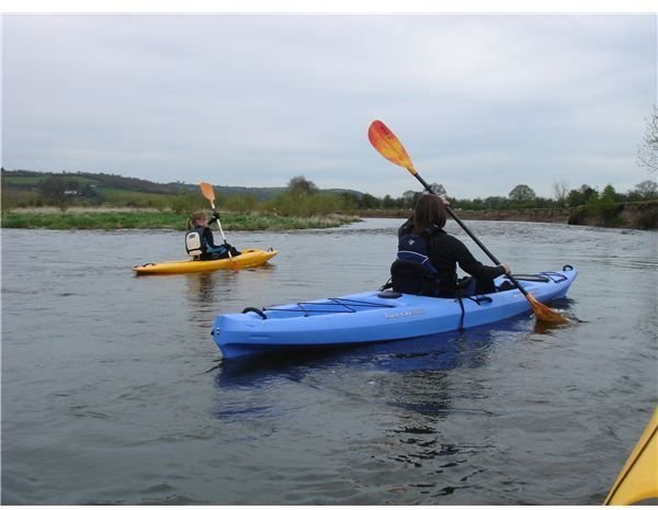 https://images.google.com/imgres?imgurl=https://upload.wikimedia.org/wikipedia/commons/7/75/River_Wye_Kayaking.JPG&imgrefurl=https://commons.wikimedia.org/wiki/File:River_Wye_Kayaking.JPG&usg=__DetLRD1evUVbWIy61FhqEyf5TEY=&h=1944&w=2592&sz=1928&hl=en&start=0&zoom=1&tbnid=nQeMg4VLSWrcpM:&tbnh=79&tbnw=104&ei=zUdgTfHLKMG88gbc0uThCw&prev=/images%3Fq%3Dkayaking%26hl%3Den%26biw%3D1188%26bih%3D494%26tbs%3Disch:1,iur:f&itbs=1&iact=hc&vpx=624&vpy=221&dur=1997&hovh=194&hovw=259&tx=182&ty=123&oei=zUdgTfHLKMG88gbc0uThCw&page=1&ndsp=18&ved=1t:429,r:5,s:0