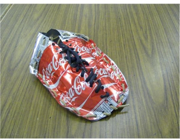 Pop can shoe