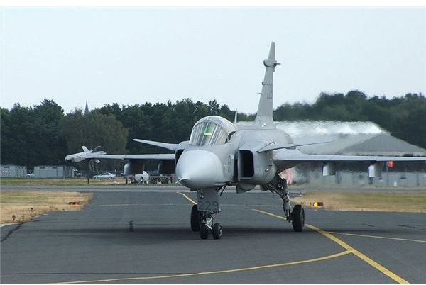 JAS 39 Gripen by Guinnog from Wiki Commons