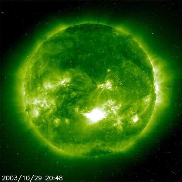 SOHO x-ray image of a solar flare