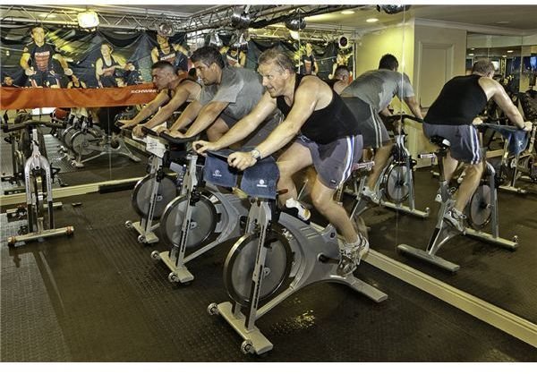 Spinning: What it is and what factors into calorie burn.