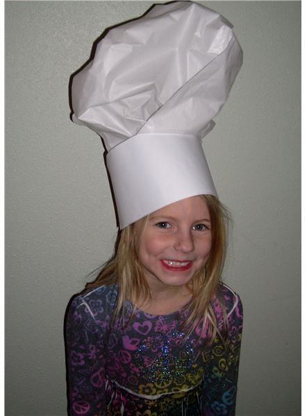 Toddler Crafts: Chef Hat - Step-by-Step Guide