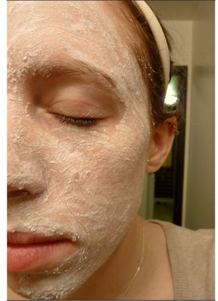 Author tries a baking soda masque - and loves it!