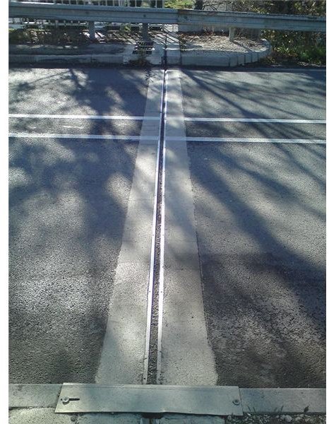 road concrete expansion joints