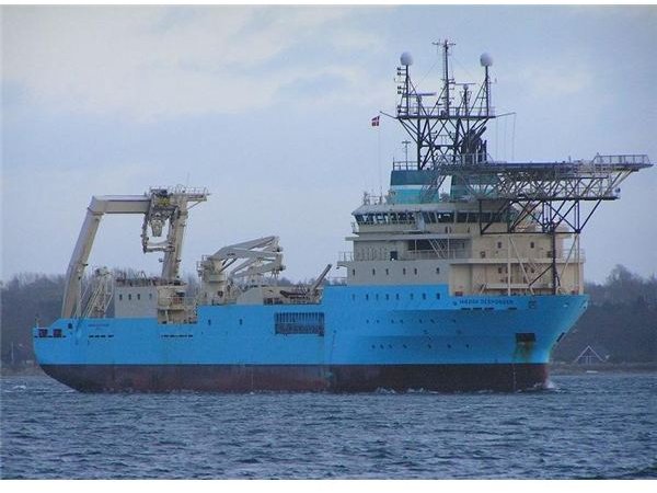 Maersk Responder Cable Laying Ship