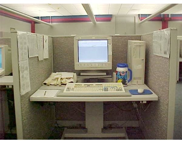 CFW Information Services call center workstation