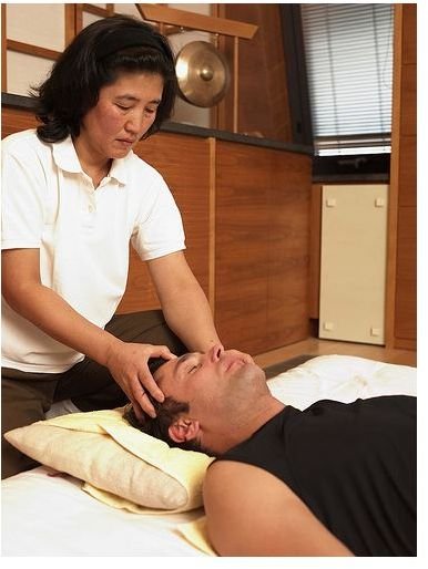 What Are the Benefits of Shiatsu Therapy?