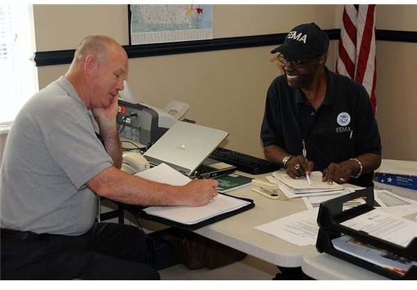 800px-FEMA - 40945 - Security Manager with Brantley Co.DRC Manager