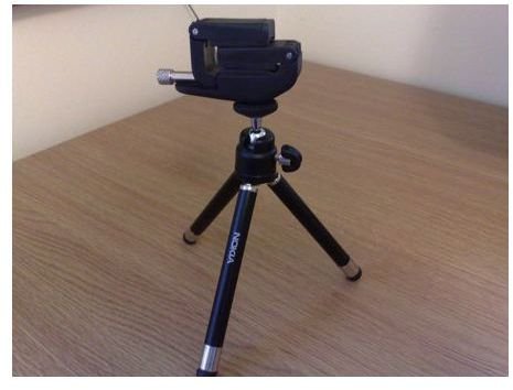 The Nokia DT-22 mobile phone tripod stand
