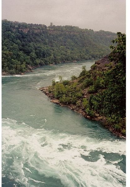 The Geological Formation of the Niagara Gorge