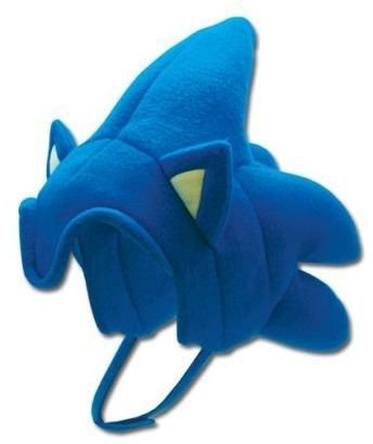 Gamers who preorder Sonic Colors at GameStop will receive this nifty Sonic hat when they go to pick their game up.