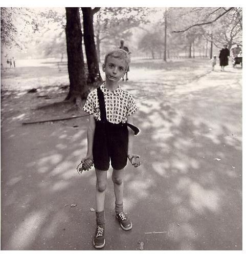 Diane Arbus: A Biography and Her Famous Photographs