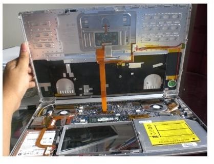 Step by Step Guide To Installing A New Hard Drive in Your Apple MacBook Pro