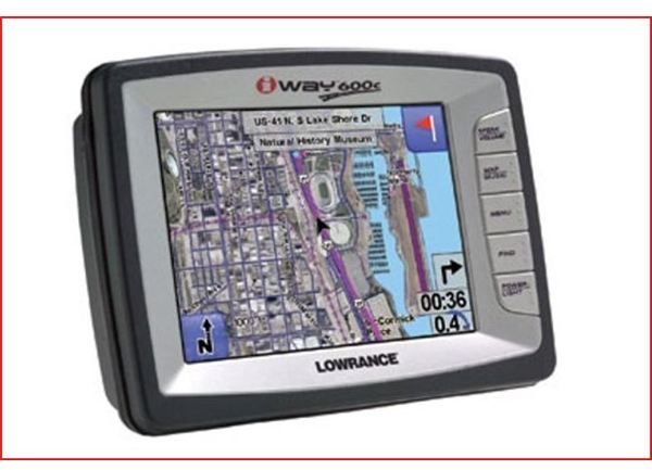 Lowrance iWay 600