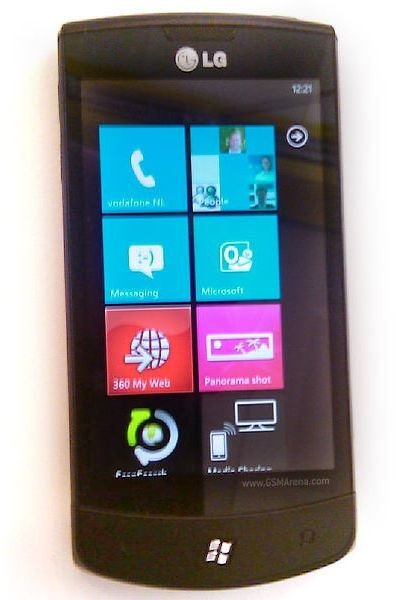 LG E900 Windows Phone 7 Device / LG Optimus 7 Preview