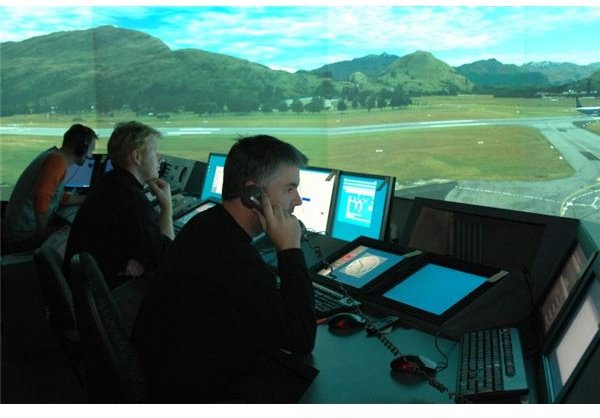 Responsibilities of an Air Traffic Controller: Job Outlook