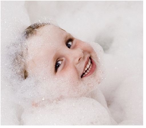 Kids Organic Bubble Bath with a Recipe for Your Own Children's Organic Bubble Bath