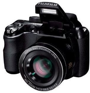 Fujifilm FinePix S4000 2