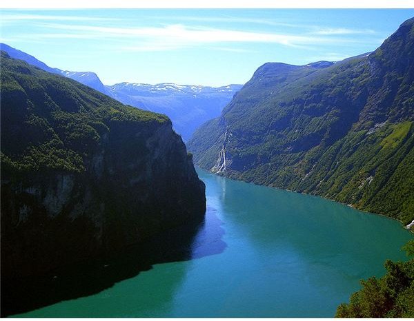 800px-GeirangerFjord