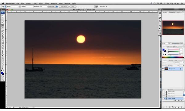 How to Crop a Photo Using Adobe Photoshop CS3 or CS4