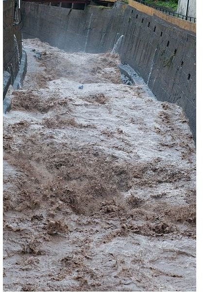 The Dangers of Mudslides: How Forest Fires Can Contribute to Flooding & Mudslides