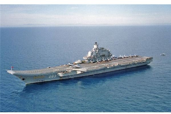 Admiral Kuznetsov by US Navy