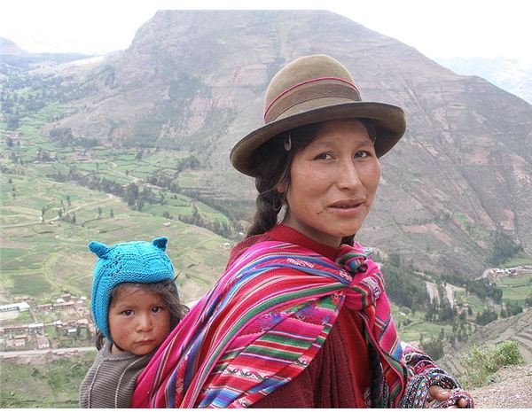 Quechua woman and child