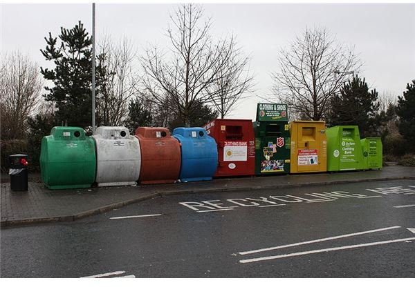 800px-Recycling, Holywood Exchange, February 2010