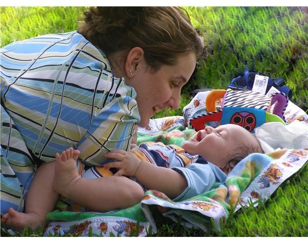 Stages of Newborn Social Skills: Observing Infants in a Classroom Environment