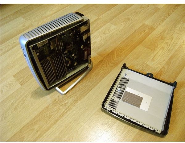 800px-HP T5520 thin client dismantled