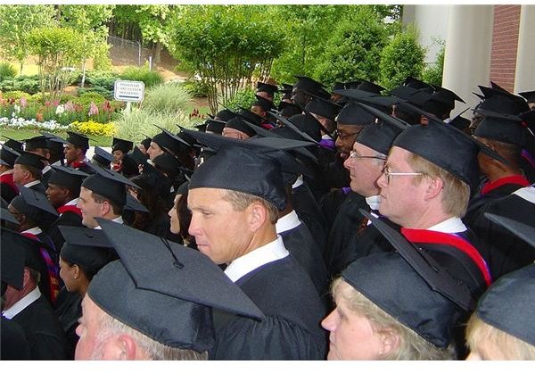 A Guide to Earning an MBA: From Deciding Factors to Graduation