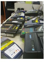 How to Find Credit Card Machines For a Business