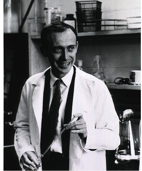 Biography of James Watson: A World Famous Geneticist Who Helped Discover DNA