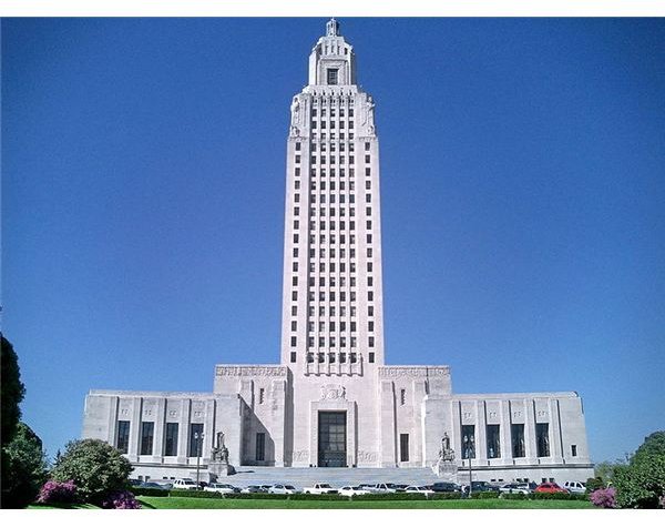 800px-Louisiana State Capitol, Baton Rouge