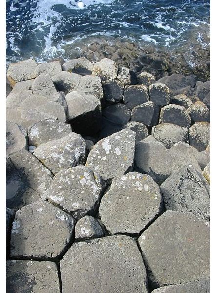 418px-Giant&rsquo;s Causeway 2006 41