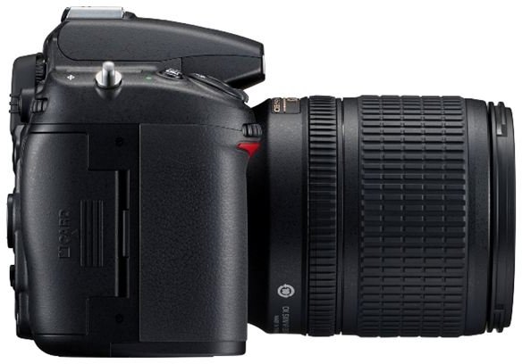 Nikon D7000 with 18-105mm kit lens