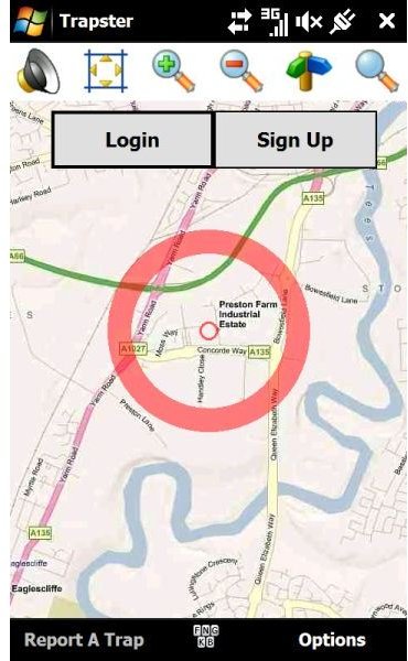 Trapster detects your location via GPS