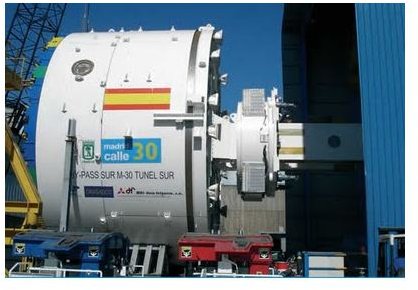 TBM showing the Metal Shield (https://urbanscraper.blogspot.com/search/label/TUNELADORA)