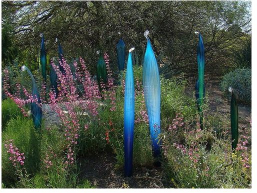 A Recycled Glass Garden Art Guide