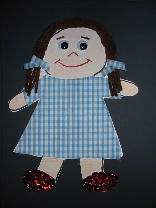 4 Kindergarten Crafts for the Wizard of Oz: Create Dorothy, Scarecrow, Tin Man & Cowardly Lion in Your Classroom