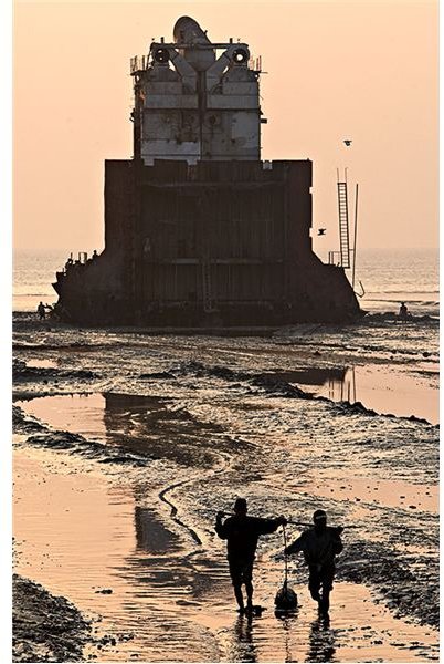 Toxic Materials and Hazards from Ship Breaking