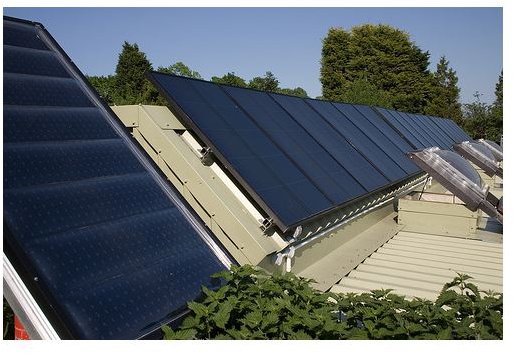 Brighton Earthship Solar Panels, courtesy Dominic Alves