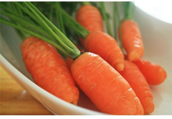 Carrot Nutrition Facts: High in Vitamin A & a Cancer Fighting Food