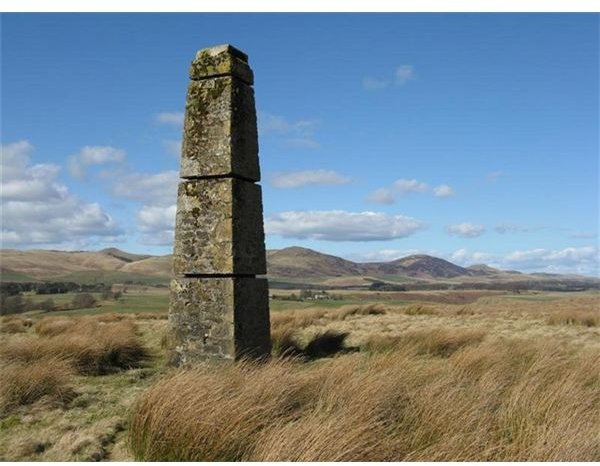 Pillar on Harlaw Muir - geograph.org.uk - 750088