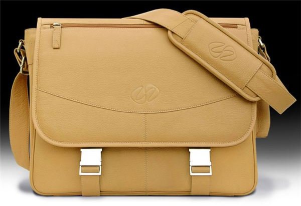 MacCase Premium Leather Shoulder Bag